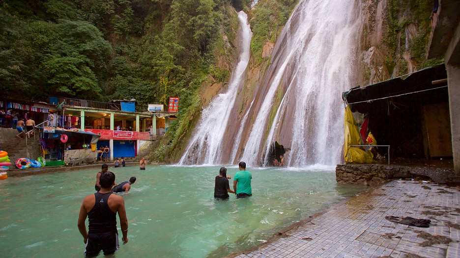 Kempty Fall Mussorie